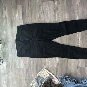 Old Navy Women's Black Jeans